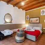 Paradise Bed & Breakfast 3*